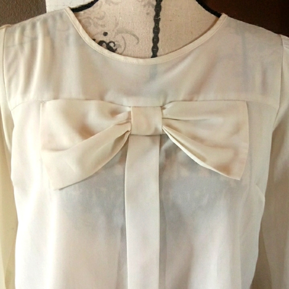 Forever 21 top with bow